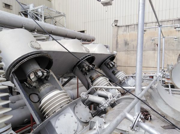 На Южноукраинской АЭС за три дня сгорело три трансформатора тока