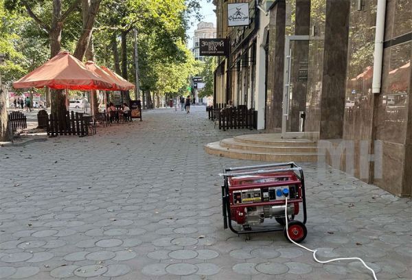 «Николаевоблэнерго» радикально ужесточило график на 16 июля: свет будут отключать четырем очередям одновременно