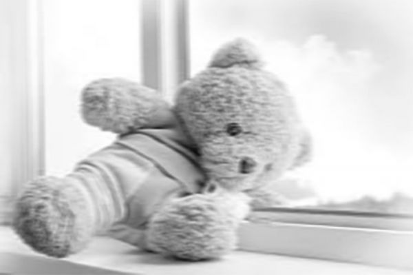 В Николаеве трехлетний мальчик выпал с балкона многоэтажки