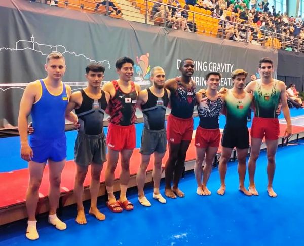 Николаевский акробат Валентин Святинчук – шестой на кубке мира