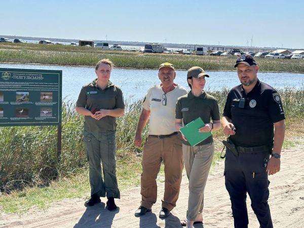 На Тилигуле штрафовали поджигателей стерни и отдыхающих за мусор