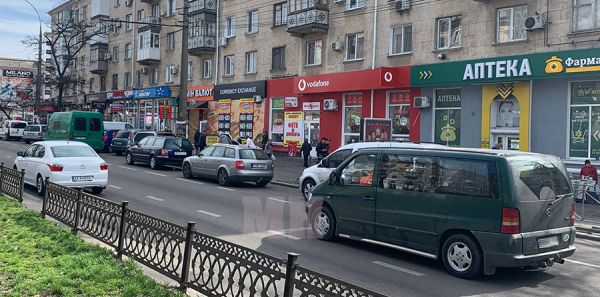 В Николаеве новые правила размещения вывесок и рекламы: как это изменит город