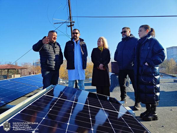 На шляху до повної енергонезалежності: в Миколаївському онкоцентрі встановили сонячні панелі