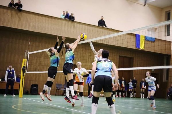 Волейболистки «Николаева» в Полтаве уступили лидеру высшей лиги