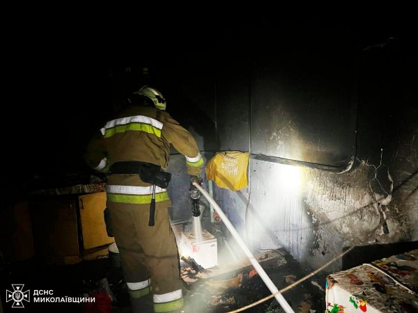 В Николаеве в горящем доме находились двое детей