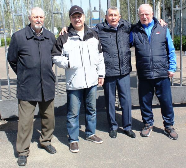 Играл со звездами украинского футбола, воспитал в Николаеве целое поколение игроков – Александру Чунихину – 75!