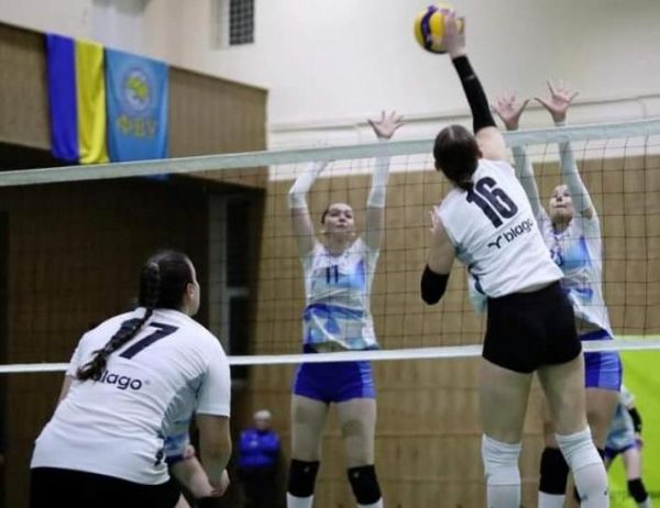 Волейболистки «Николаева» после третьего тура высшей лиги идут 12-ми