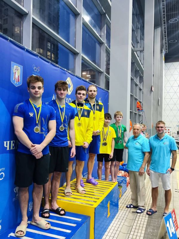 Четверо николаевцев завоевали на кубке Украины по прыжкам в воду медали