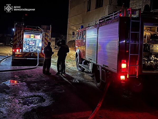 Ночью в Николаеве обломки «шахеда» упали на территорию предприятия