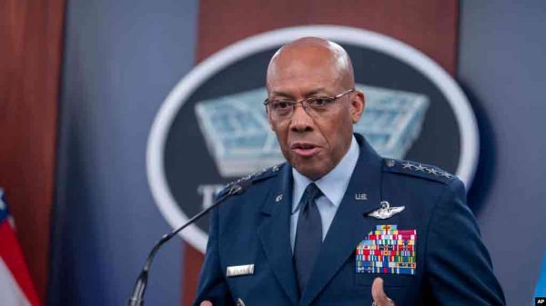 Трамп отправил в отставку главу Объединенного комитета начальников штабов Чарльза Брауна