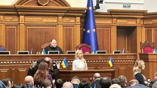 Верховная Рада проголосовала за сложение полномочий николаевской нардепки Кормышкиной