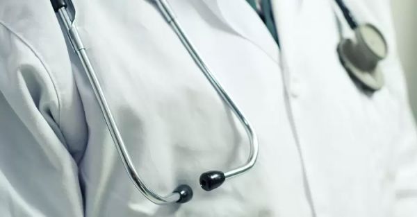 Минздрав проверил половину решений МСЭК об инвалидности чиновников, 281 – отменили