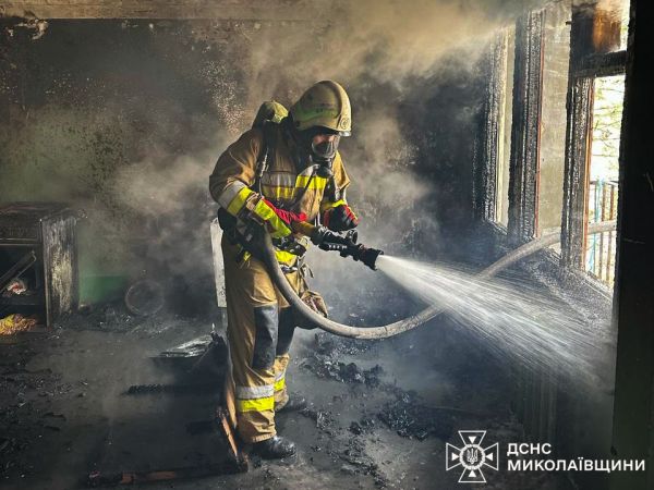 Пожар в общежитии Пивденноукраинска: 16-летний юноша госпитализирован с ожогами