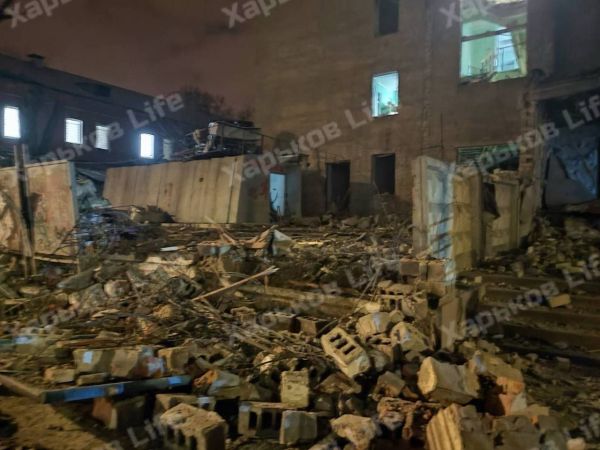 Оккупанты ударили по госпиталю в Харькове, есть раненые среди военнослужащих