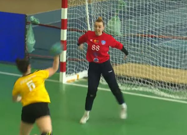 Гандболистки николаевского «Реала» завершили тур суперлиги во Львове