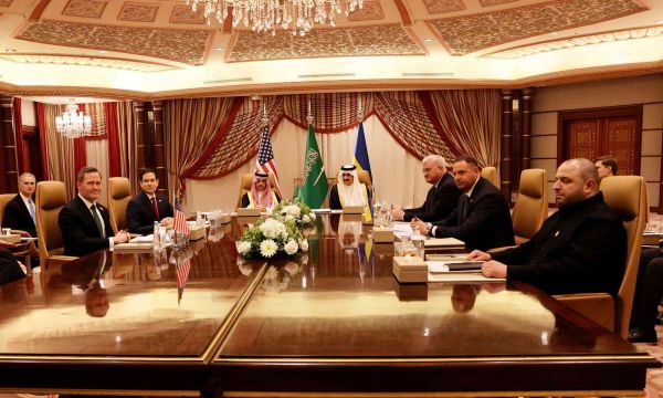 Делегации Украины и США встретятся в Саудовской Аравии сегодня вечером