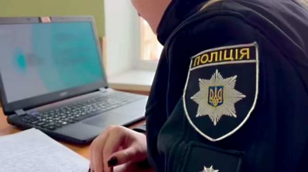 Взрыв в здании полиции в Одессе расследуют как теракт, ранены 3 полицейских