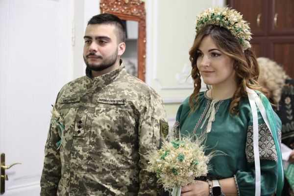 Любовь сильнее войны: в Николаевской области за три месяца зарегистрировано 856 браков