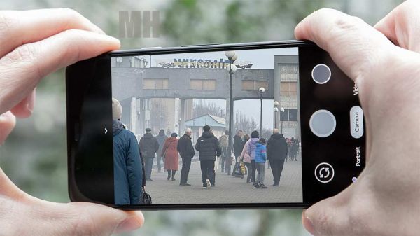 Николаевца интересовала «архитектурная ценность» зданий ТЦК, поэтому он отправил их фото специалисту из России