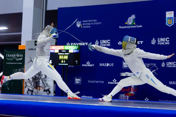 По пути к «бронзе» чемпионата Украины николаевская саблистка Александра Бондарь победила олимпийскую чемпионку