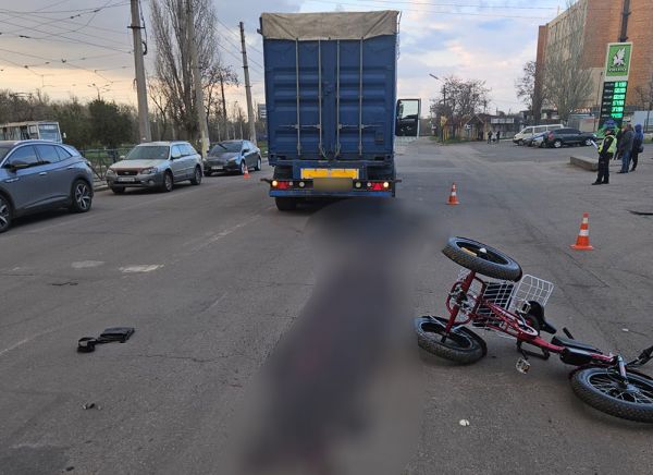 В Николаеве фура задавила 67-летнего велосепидиста