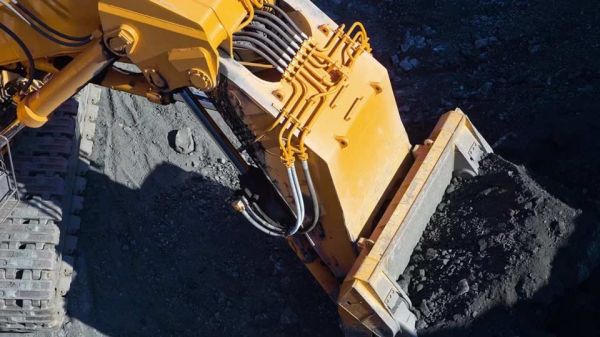 Украина начала закупать коксующийся уголь в США после потери шахты под Покровском