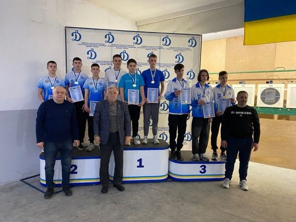 С чемпионата ФСО «Динамо Украины» николаевские стрелки из пневматического пистолета привезли «бронзу»