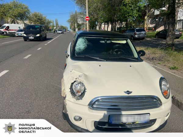 В Николаеве девушка на Mini Cooper насмерть сбила пенсионерку на пешеходном переходе