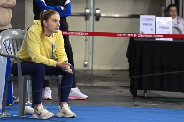 Николаевские саблистки на мировом Гран-при в Сеуле: Харлан – тренер, Бондар дошла до 1/64 финала