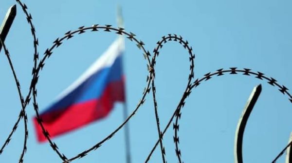 Первые в очереди – 300 предателей хотят выехать в рф