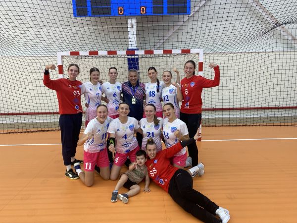 Гандболистки николаевского «Реала» начинают суперлигу победой в Ужгороде