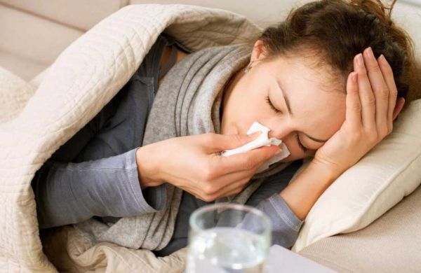 Ангина осенью 2025 года: почему бактериальные инфекции горла обостряются с началом холодов