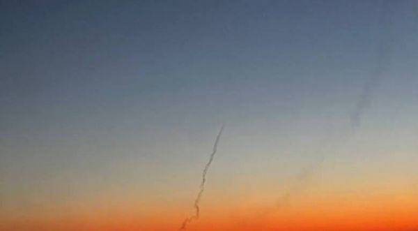 Москву и Подмосковье сотрясали взрывы, аэропорты закрыты. Відео