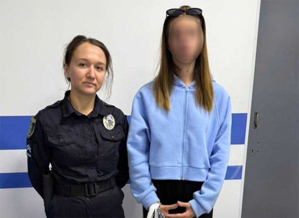 Поругалась с родителями и сбежала в Одессу: николаевские полицейские нашли пропавшую девочку