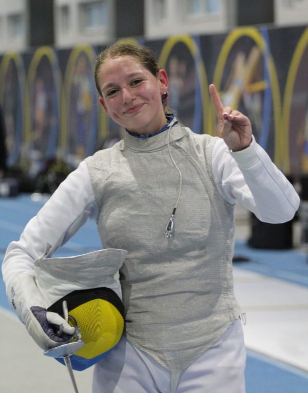 Рапиристы из Николаева Милана Степовик и Никита Асташов выиграли юниорский чемпионат Украины