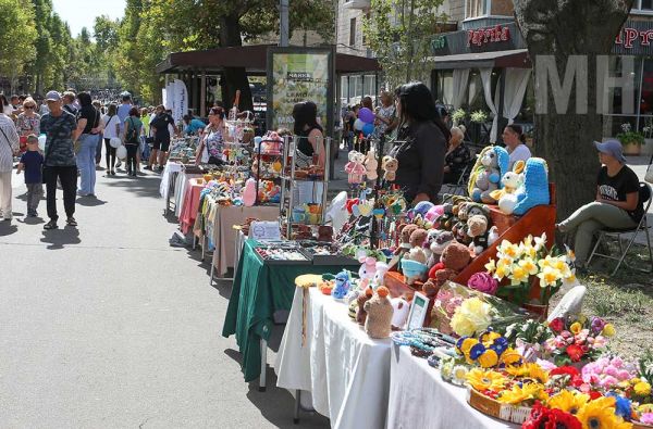 День города Николаева: концерты и массовое гуляние на Соборной (фото)