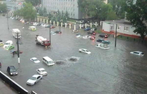 Синоптики объяснили причины аномального ливня в Одессе 30 сентября