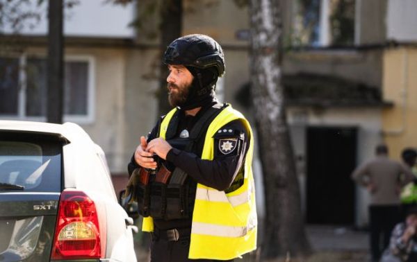 ”Избиение” мужчины в военной форме в Киеве было подстроенной провокацией – полиция