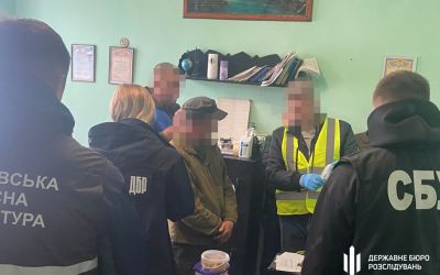 Инспектор колонии в Николаевской области зарабатывал на поставке заключенным наркотиков