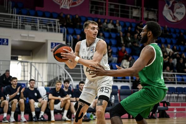 «Нико-Баскет» в равном поединке уступил БК «Запорожье»