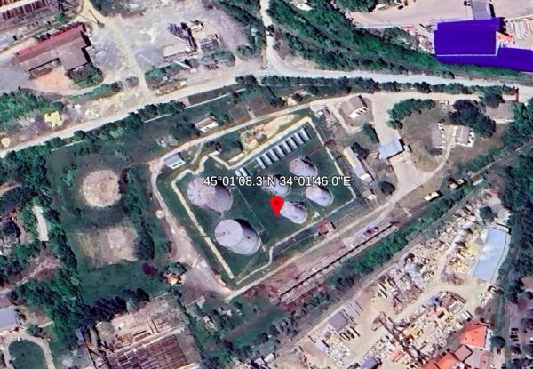 Возле Симферополя горит нефтебаза – на полуостров залетели дроны