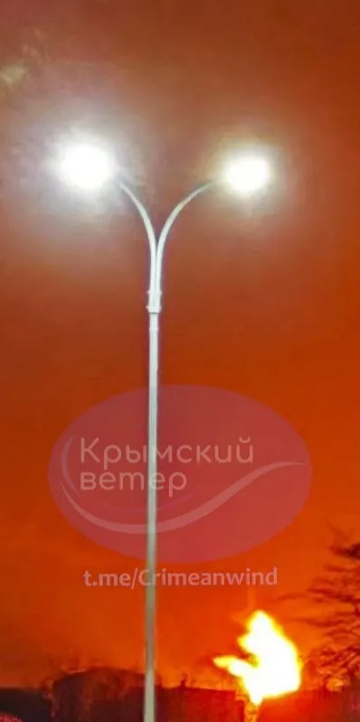 В оккупированном Симферополе горит нефтебаза