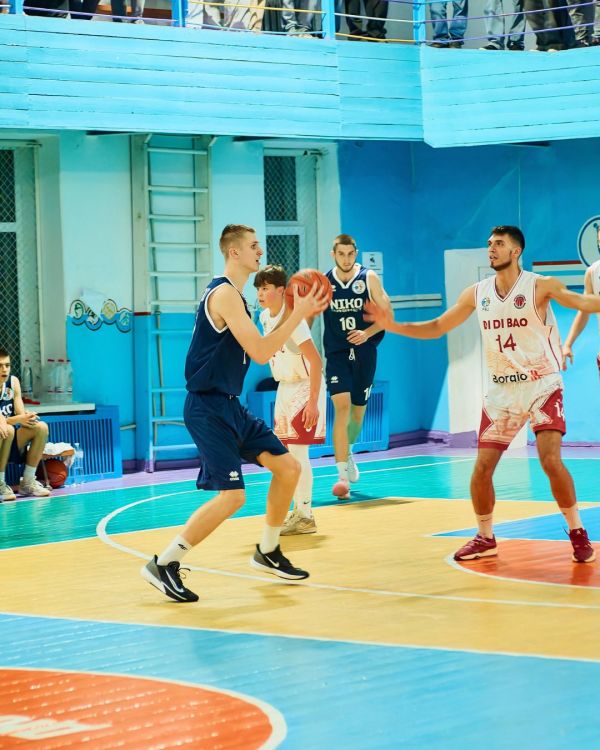 Дублеры «Нико-Баскета» стартовали в высшей лиге матчами в Каменце-Подольском
