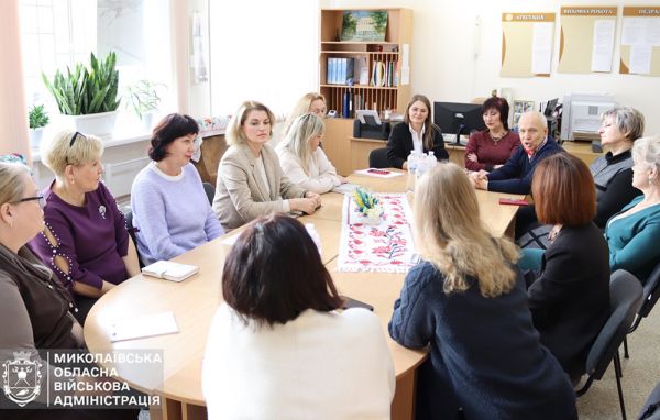 12 лет в школе: в Николаеве замминистра образования обсудила с педагогами реформу образования