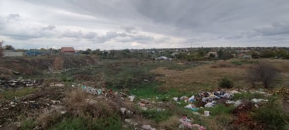 Администрация Корабельного района беспомощна полностью убрать мусорную свалку