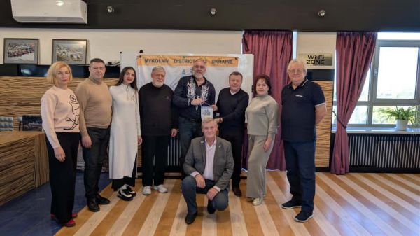 Протянули руку помощи – ротарийцы из штата Висконсин в Николаеве