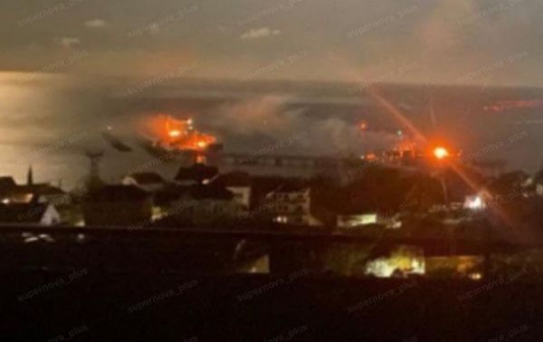 В порту Туапсе поражен нефтяной терминал, поврежден танкер