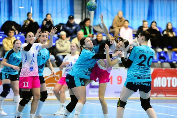 Гандболистки николаевского «Реала» уступили «Карпатам» и примут «Проскуров». Таблица
