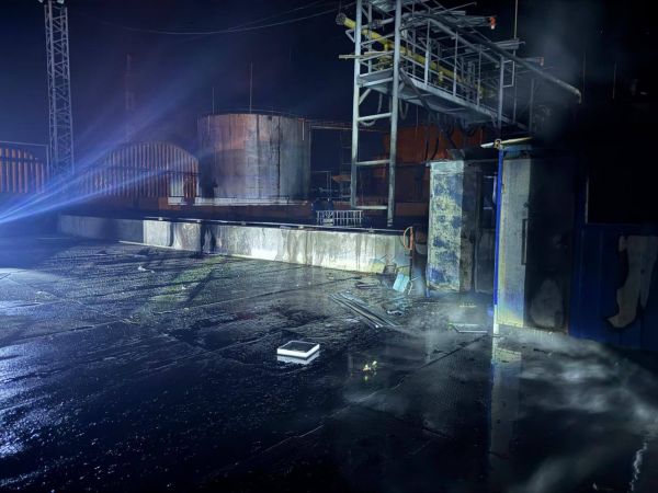 Дроны попали в терминал Николаевской области, поврежденное судно под флагом Либерии. Фото