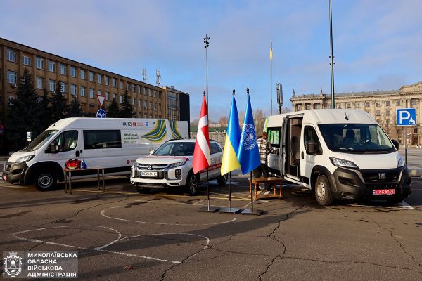 Дания купила Николаевщине три автомобиля: кому достался транспорт